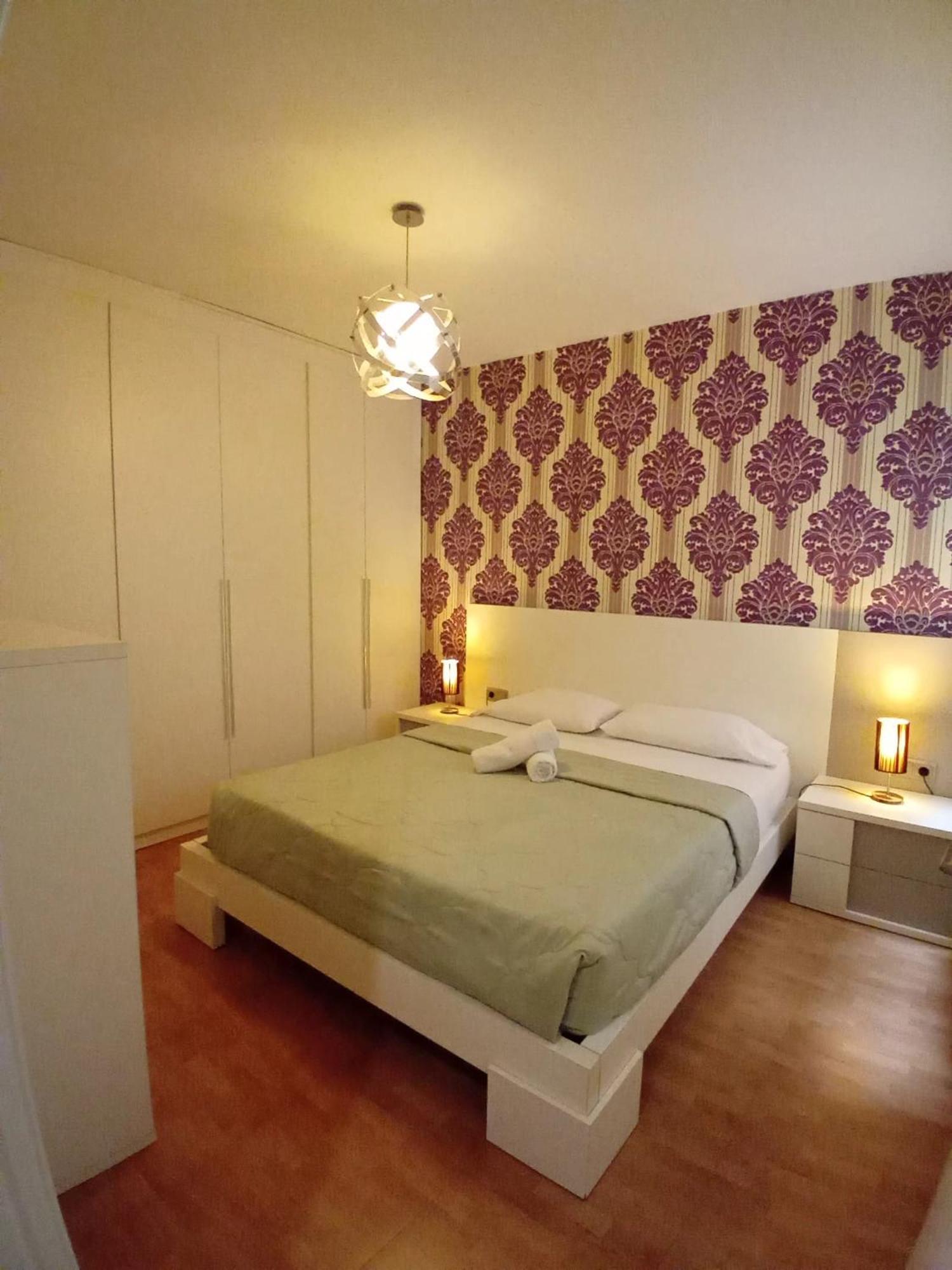 Amplio Apartamento Centro De Alicante Dış mekan fotoğraf