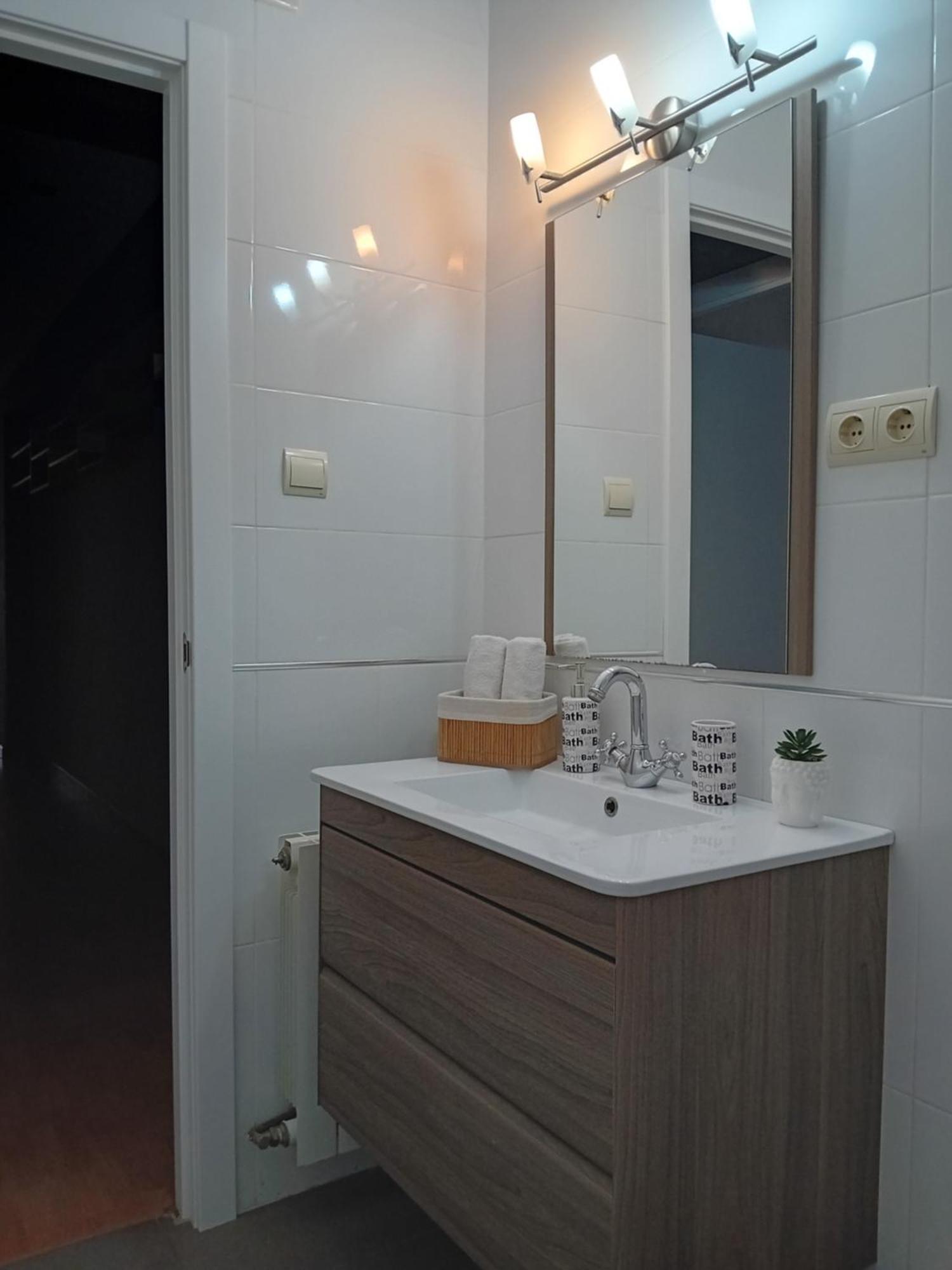 Amplio Apartamento Centro De Alicante Dış mekan fotoğraf