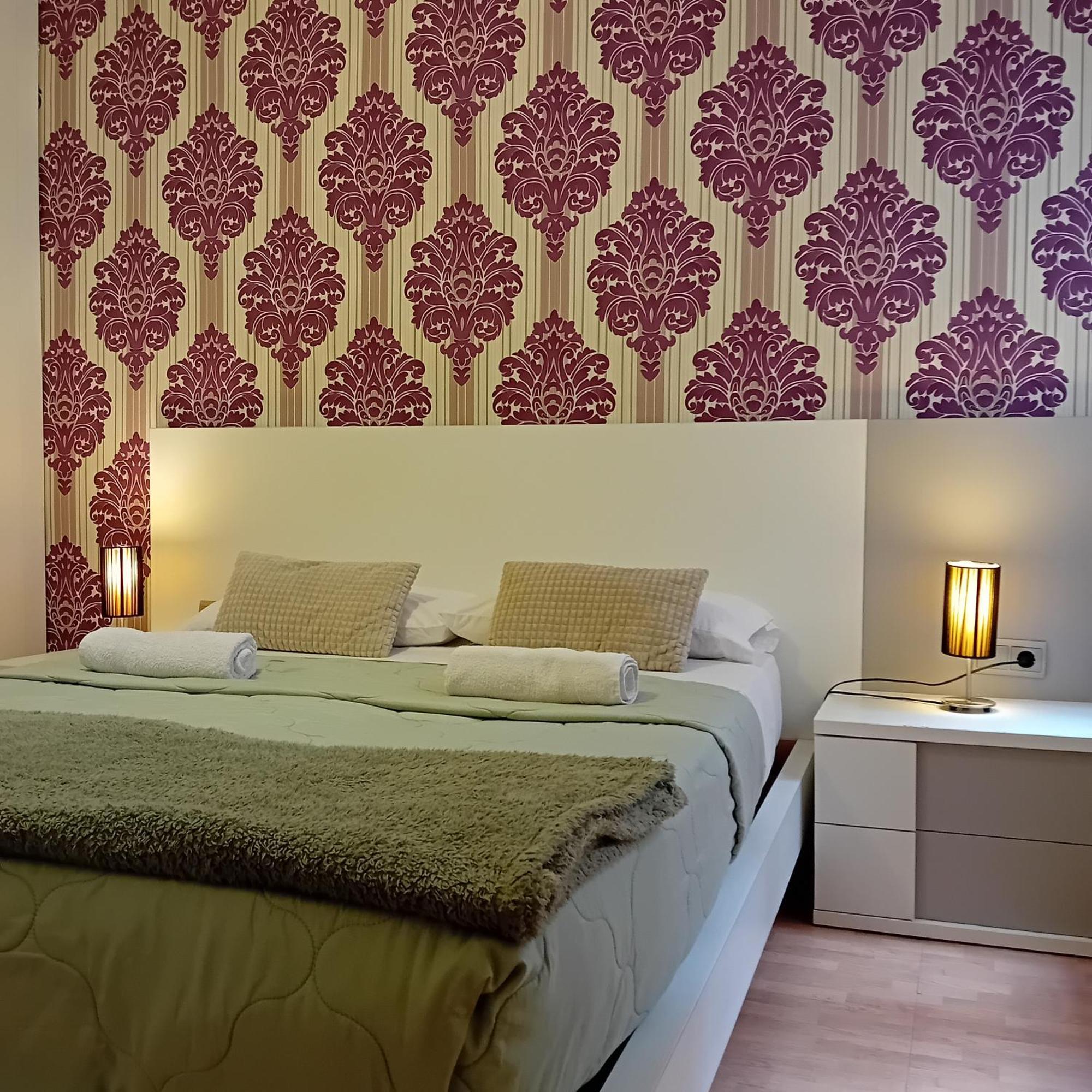 Amplio Apartamento Centro De Alicante Dış mekan fotoğraf
